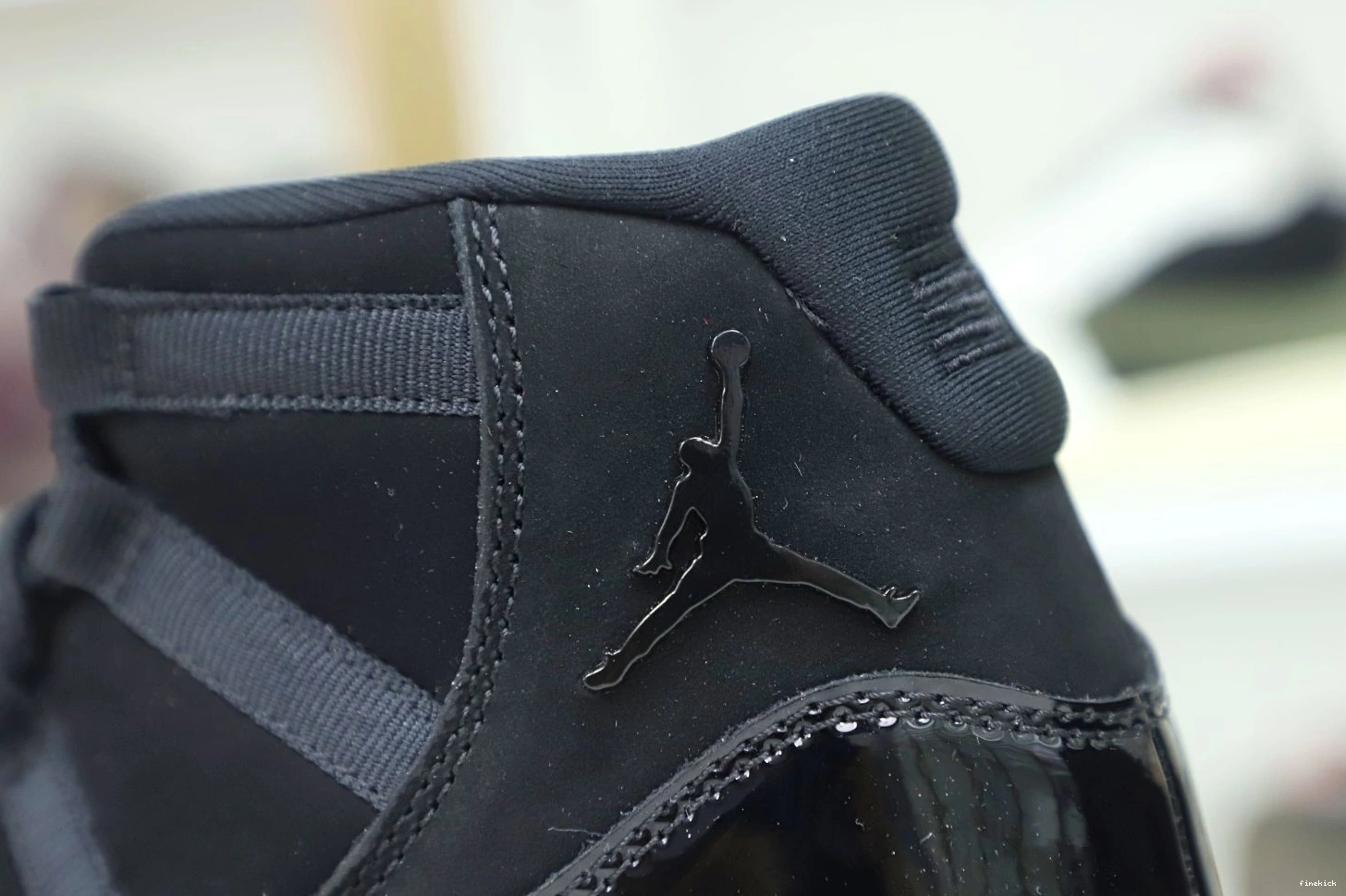 AIR JORDAN GOWN' RETRO 'CAP AND 11 1006